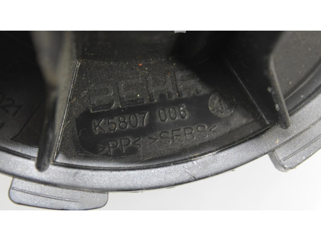 Вентилятор печки    8K2820021   Audi Q5 SQ5