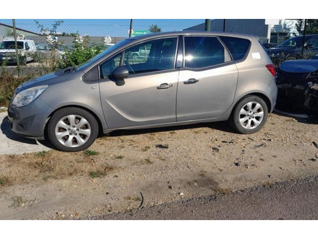 Турбина Блок управления ABS Opel Meriva      для двигателя A17DTC/DTI      