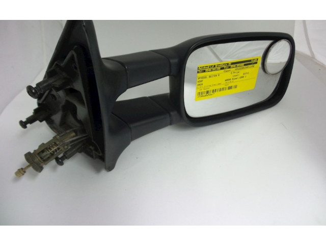 Зеркало (механическое)       Seat Inca (6k)  1995 - 2004 года   
