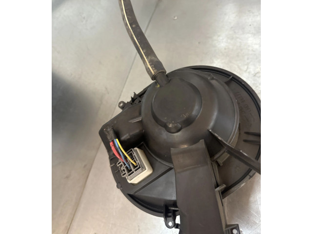 Вентилятор печки Volvo V70