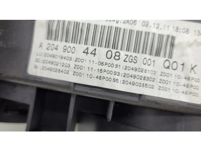 Přístrojová deska Mercedes-Benz C W204 2012 A2049004408