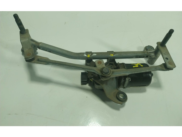 Моторчик дворников A4538200040 Smart ForFour II W453