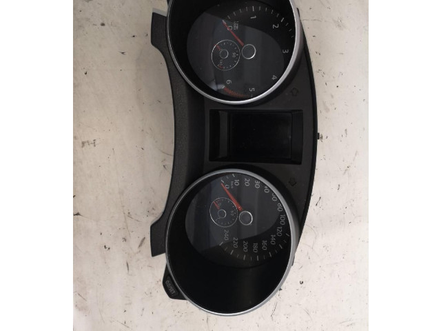 Панель приборов 5K920872A Volkswagen Golf VI