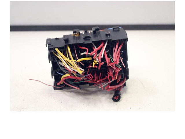 Блок предохранителей 1606, 1641494-15   Renault Zoe