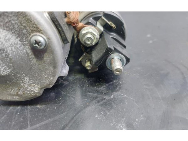 Zámek zadních dveří 8570846-07, 438000-0495 BMW 1 F20 F21 2018