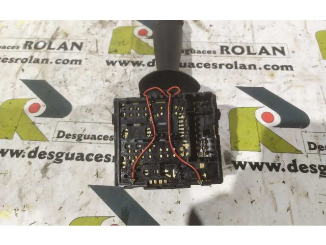 Ручка стеклоочистителей 681727472R Dacia Sandero II