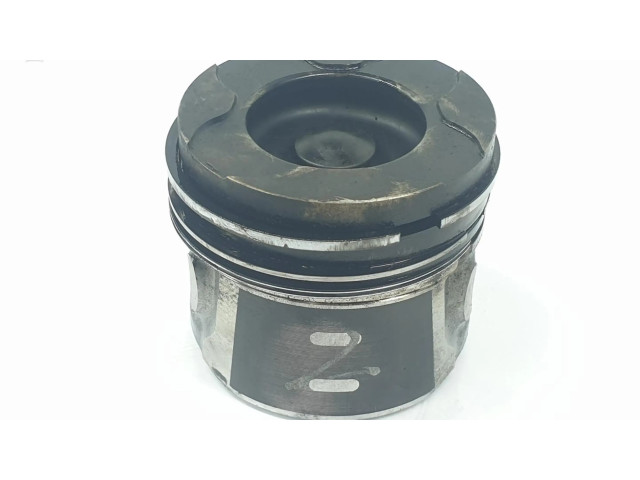 Píst 1455691, 1111AA Ford Focus pro naftový motor 1.6