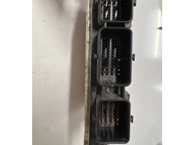 Řídící jednotka 0281011534, 4M6112A650AC Mazda 3 I 2004