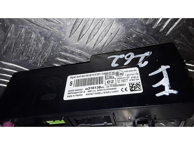 Блок управления двигателя 983161388004 Citroen C3 Aircross