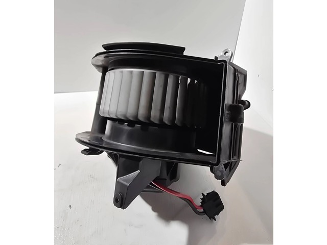 Вентилятор печки       Audi A6 S6 C6 4F