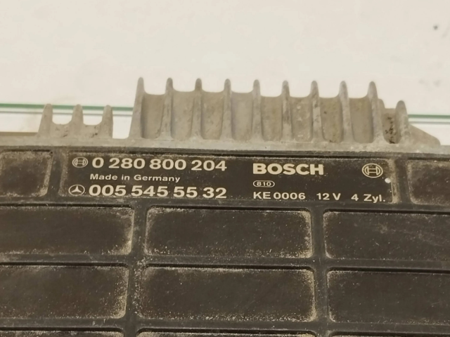 Блок управления двигателя 0055455532, 0280800204   Mercedes-Benz 190 W201