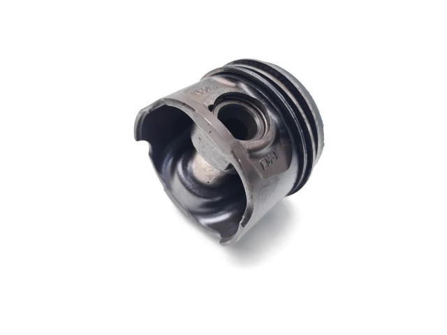 Поршень K9K636 K9K636 Nissan Juke I F15