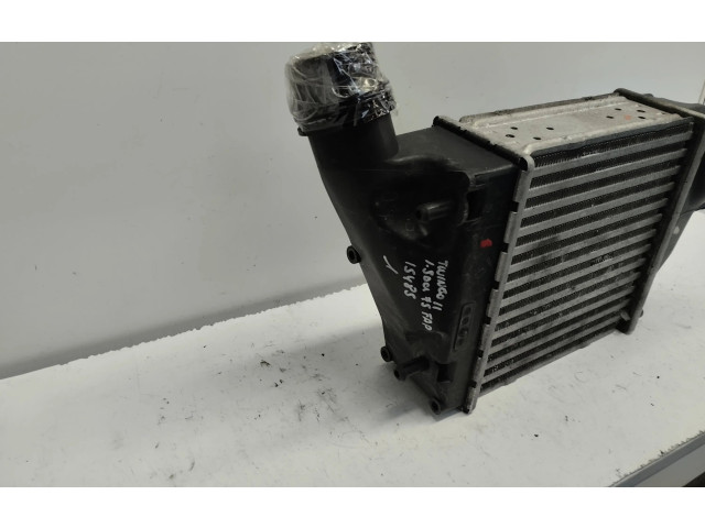 Интеркулер     Renault Twingo II 