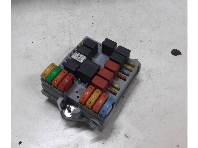 Блок предохранителей 11908 Alfa Romeo 159