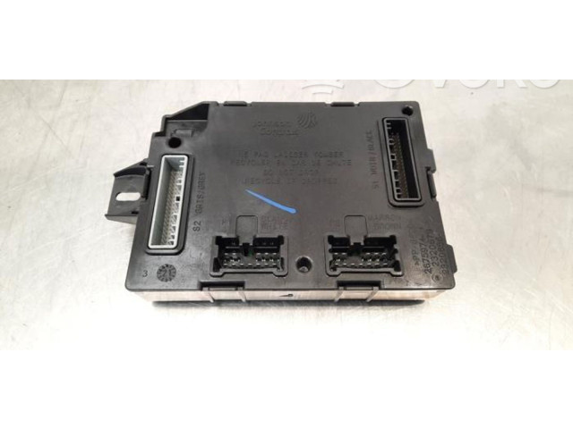 Блок комфорта    Renault Trafic III (X82)   