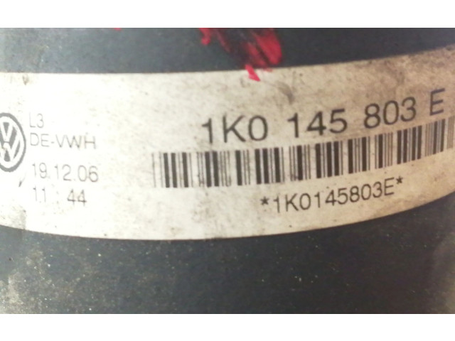 Интеркулер  1K0145803E   Skoda Octavia Mk2 (1Z) 