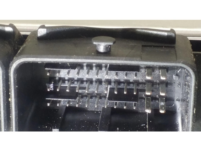 Блок управления двигателя 0281010808, 020705   Citroen C5