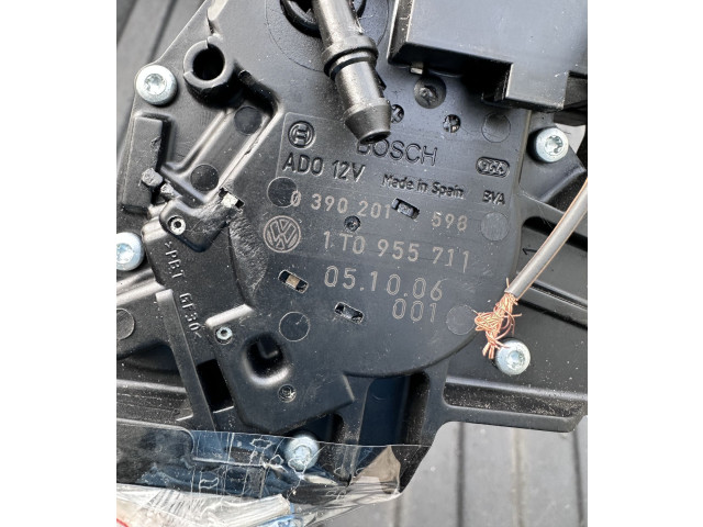 Моторчик заднего дворника 390201598, 1T0955711 Volkswagen Touran I
