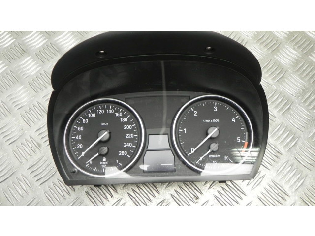 Přístrojová deska BMW 1 E81 E87 2012 9242371, B1397