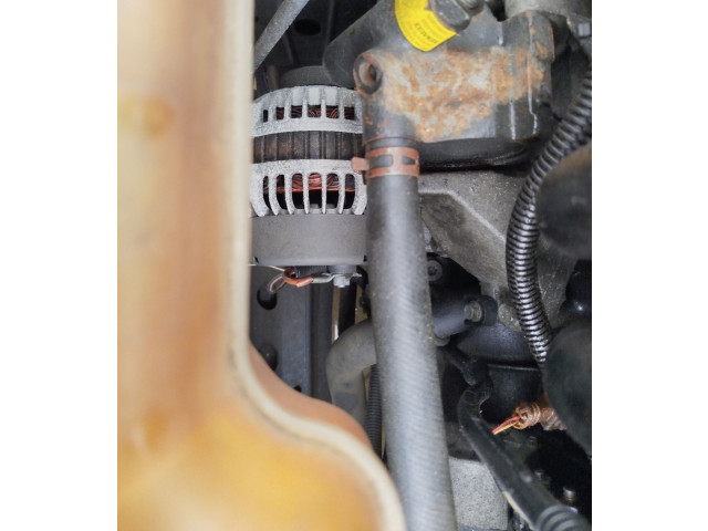 Генератор    Renault Clio II      