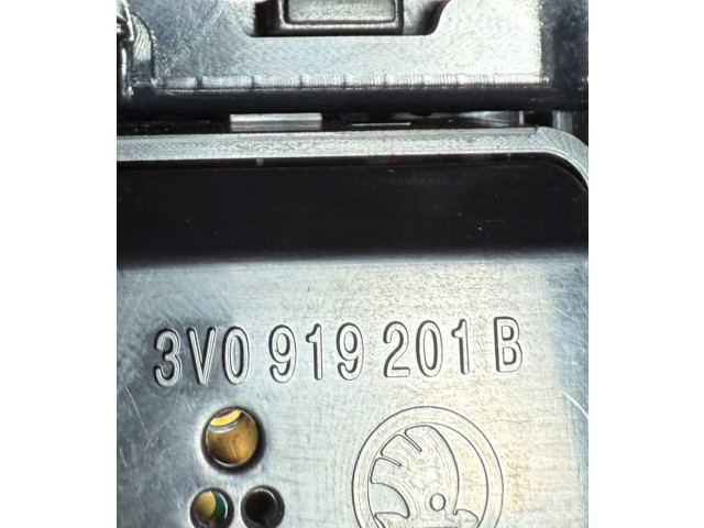 Другие блоки управления / модули 3V0919201B   Skoda Superb B8 (3V)