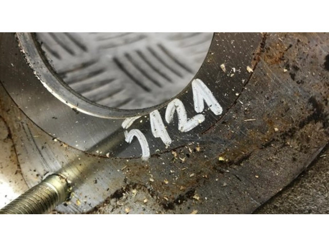 Кронштейн топливного насоса