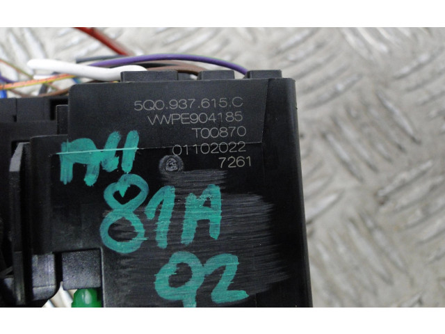 Блок предохранителей  5Q0937615C, 5Q0937615C   Audi Q2 -    