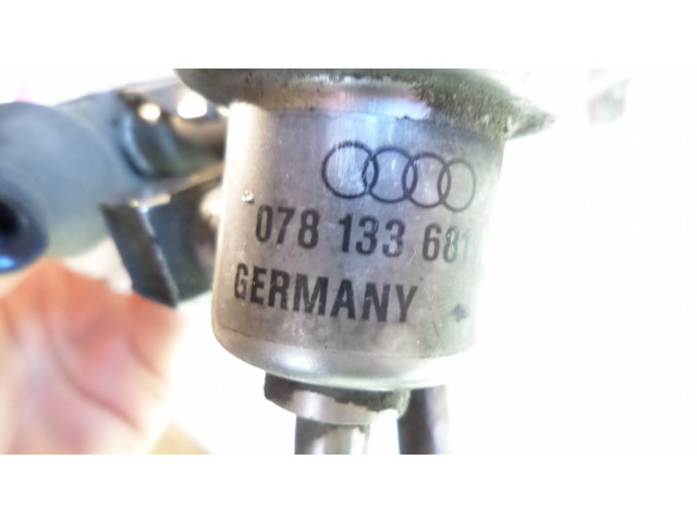 Vstřikovací lišta 078133681AJ Audi A6 S6 C5 4B pro benzínový / Газ motor 2.8