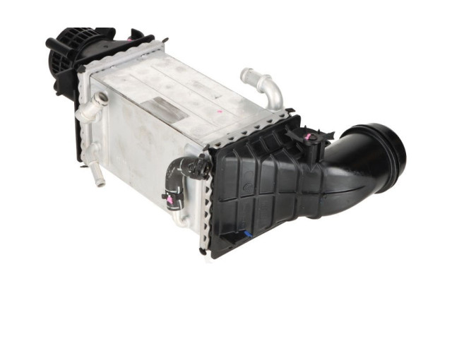 Интеркулер 04E145785 Volkswagen Golf VIII