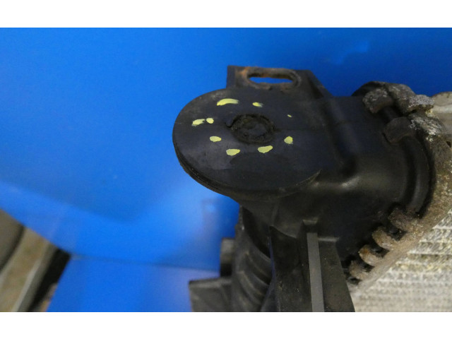 Радиатор охлаждающей жидкости    Volvo XC60   для двигателя D5244T10