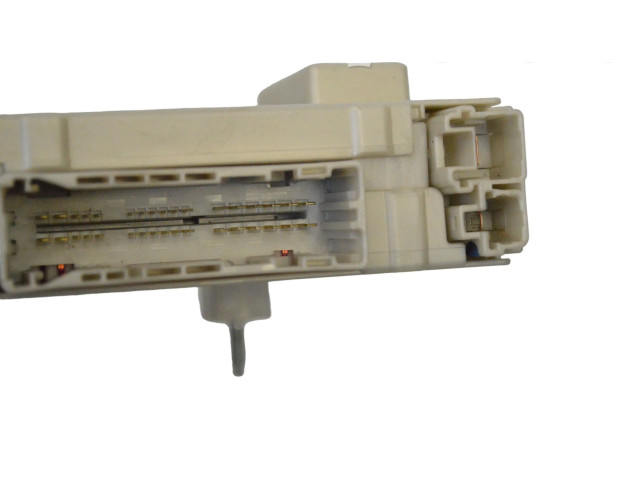 Блок комфорта 8267030250 Lexus GS 300 350 430 450H