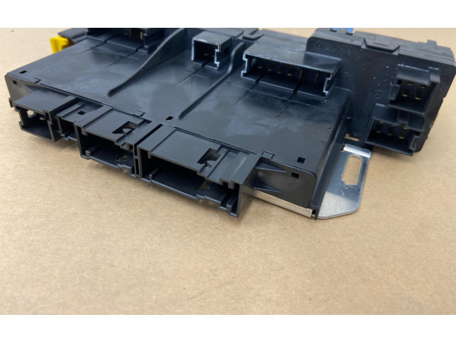 Блок предохранителей  A2305451532, 05045128   Mercedes-Benz SL R230    