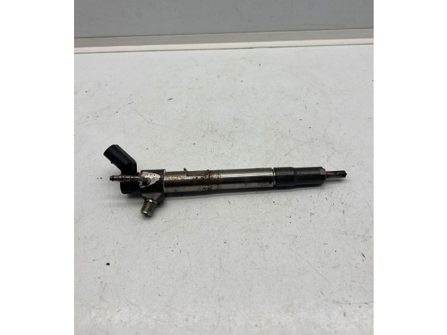 Форсунка 338002U000    KIA Ceed  D4FE 