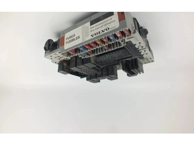 Блок предохранителей 08696098 Volvo XC90