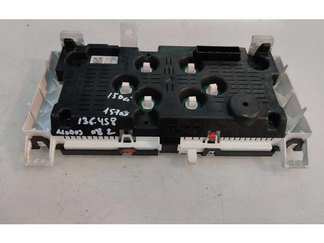 Přístrojová deska Renault Modus 2008 8200668078