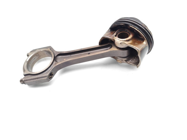  Поршень с шатуном M1JJ M1JJ  Ford Ecosport  