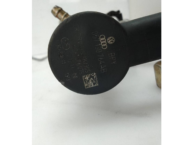 Топливная рампа 04L089B   Audi A3 S3 A3 Sportback 8P  