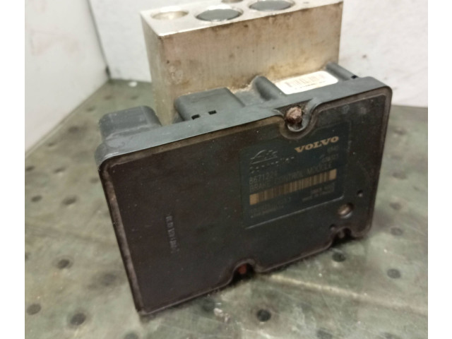 Блок АБС 8671224, 5WK84002   Volvo  V70  2000 - 2004 года