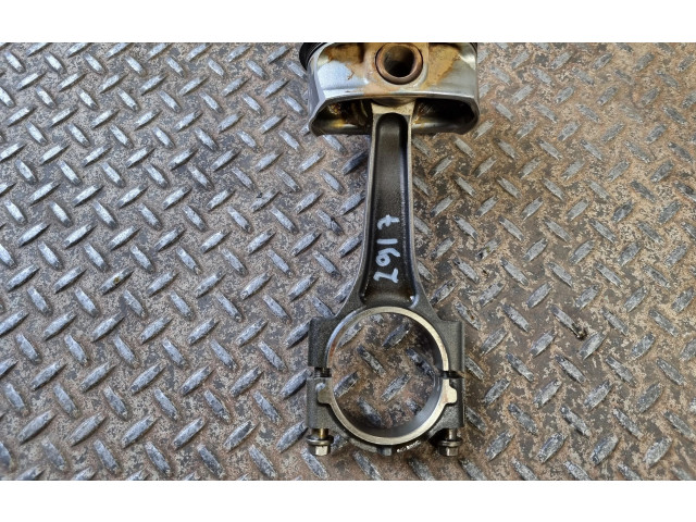 Поршень с шатуном Dodge RAM