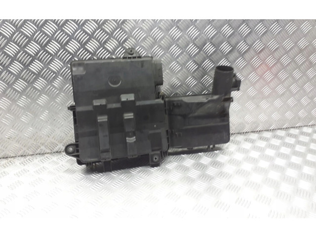 Řídící jednotka 100140-8552 Mazda 3 I 2003