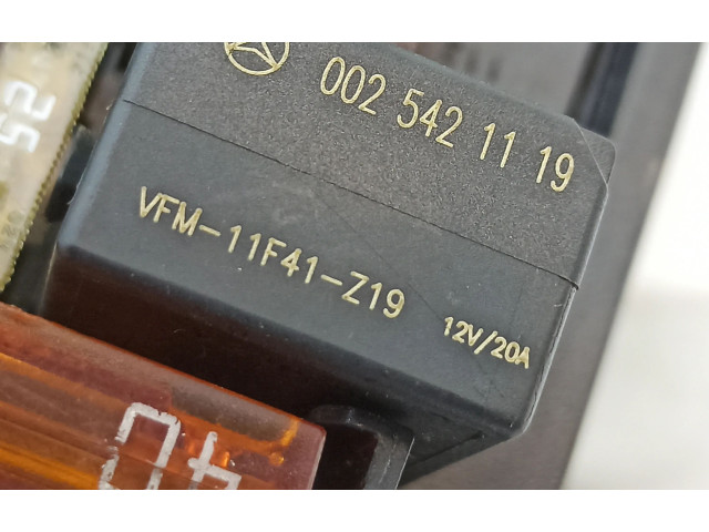 Блок предохранителей A1645403572   Mercedes-Benz R W251    