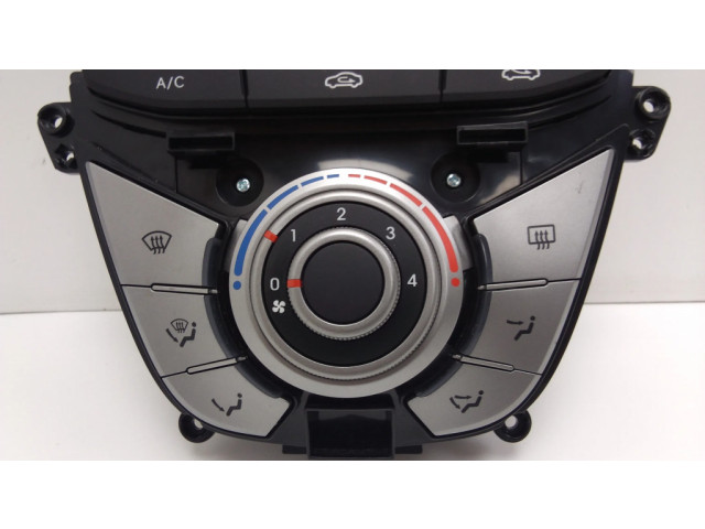 Блок управления климат-контролем 972501K030   Hyundai ix20
