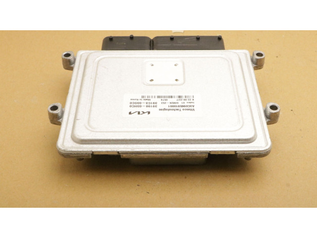 Блок управления двигателя 39198-03HC0, 39198-03HC0   KIA Ceed