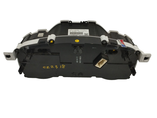 Панель приборов    Peugeot Partner III       