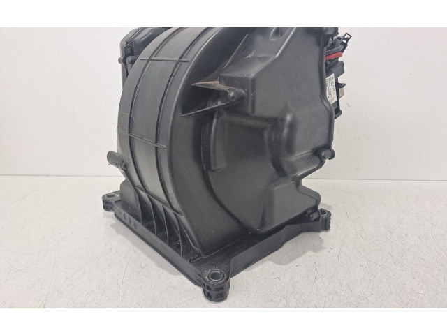 Вентилятор печки       Audi A6 S6 C6 4F