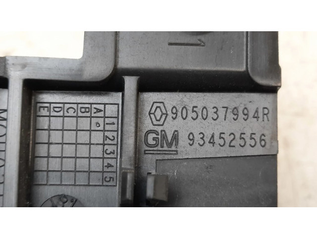 Другая деталь салона