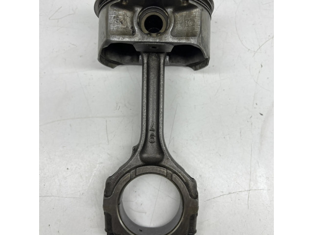 Píst 4W0 Infiniti FX pro benzínový motor 3.5 VQ35DE