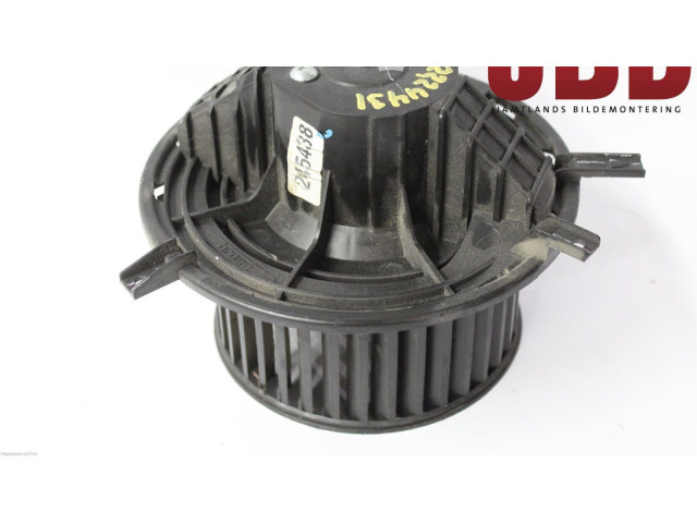 Вентилятор печки K68038189AA Fiat Freemont