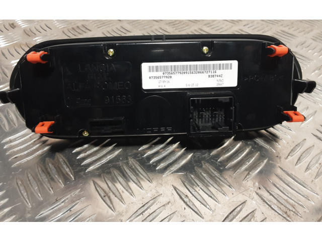 Блок управления климат-контролем 07356577920 Jeep Renegade