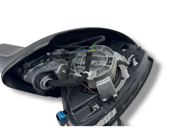 Zpětné zrcátko  Volkswagen Tiguan 2021  761857502B  